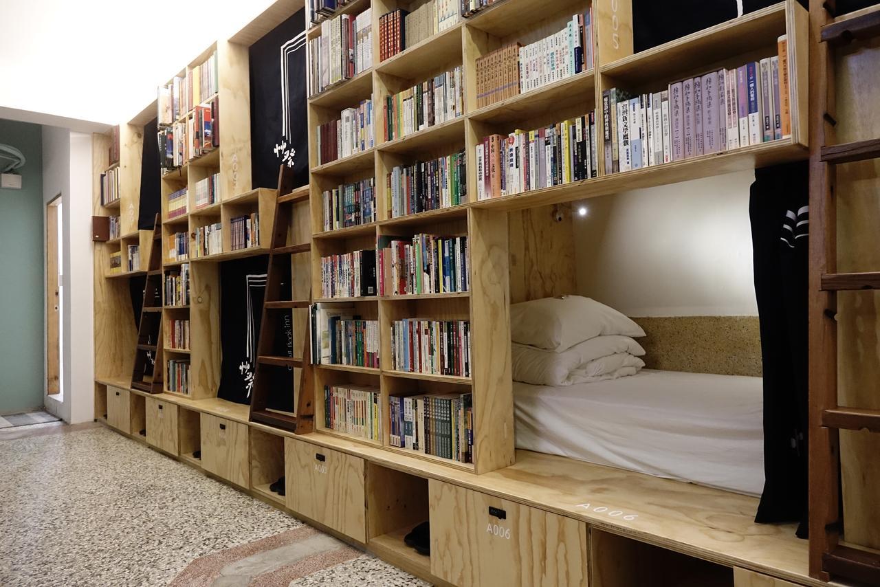 Cao Ji Book Inn Hostel Đài Nam Ngoại thất bức ảnh